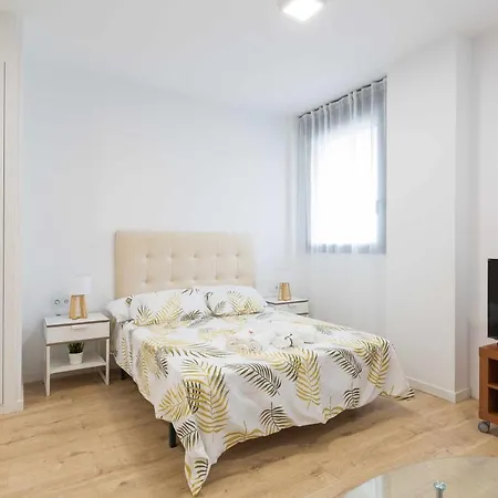 Cosmopolitan Loft & *