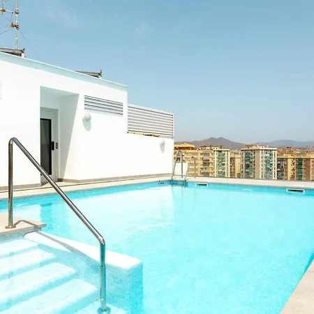 Cosmopolitan Loft & *